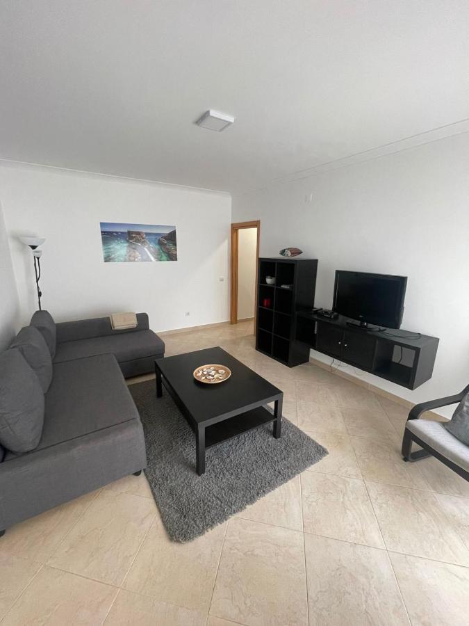Cricket Apartments Феррел Экстерьер фото